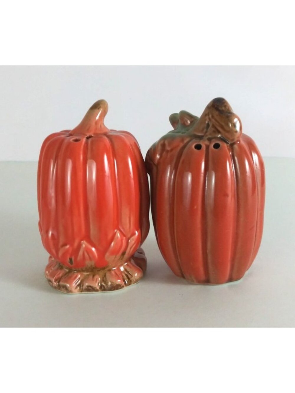 Beautiful Ceramic Glossy Orange Pumpkin 3.25" Salt & Pepper Shakers